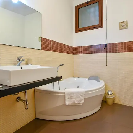 Apartamento Amazing In With Wifi